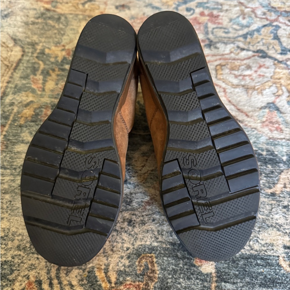 Sorel Evie Pull-On Suede Booties - Picture 4 of 5
